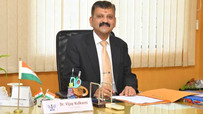 Dr. Kulkarni, SDM Medical College