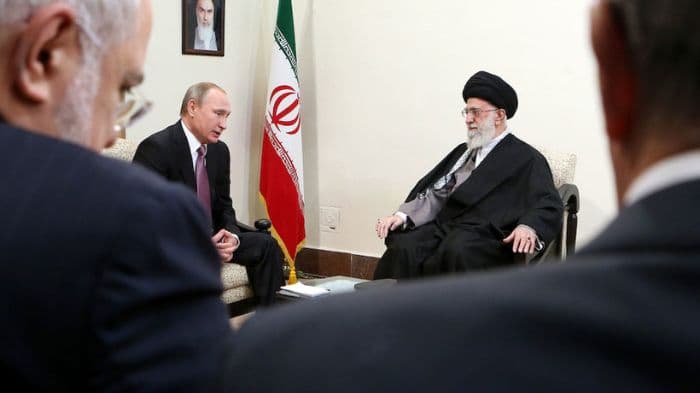 Iranian  missiles targeted the Al Udeid Air Base.