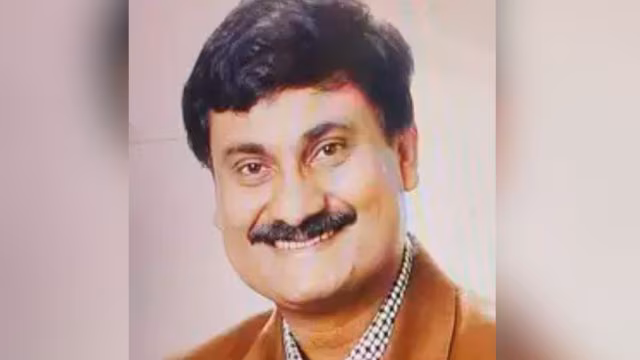 senior official of the Bank of Baroda.