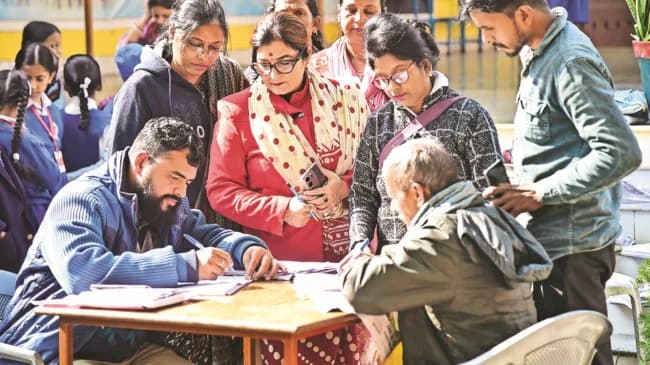 three Kashmir-based individuals 