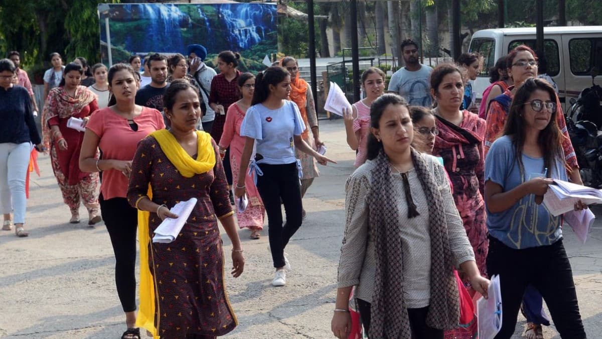 CTET 2026 disrupted at two Bihar exam centers, CBSE to hold re-examination