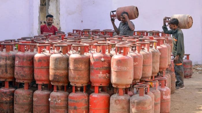 PM Modi reviews LPG supply situation with oil and foreign ministers amid Iran war