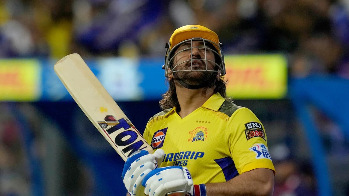 MS Dhoni scored 20 runs from 4 balls against MI