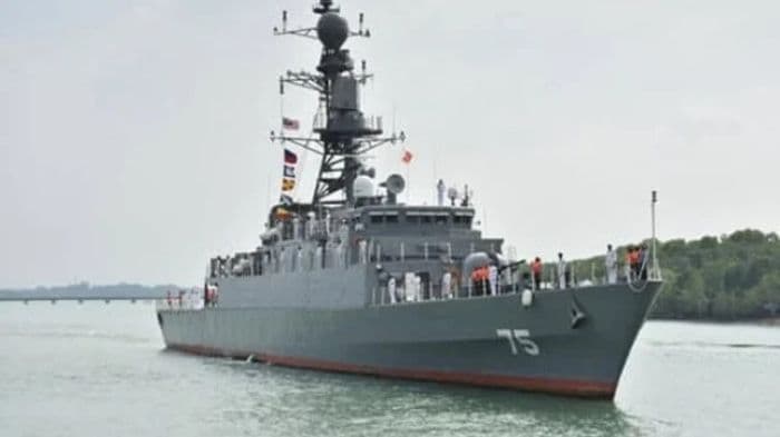 Iranian frigate sinks off Sri Lanka after suspected submarine attack; dozens injured, many missing